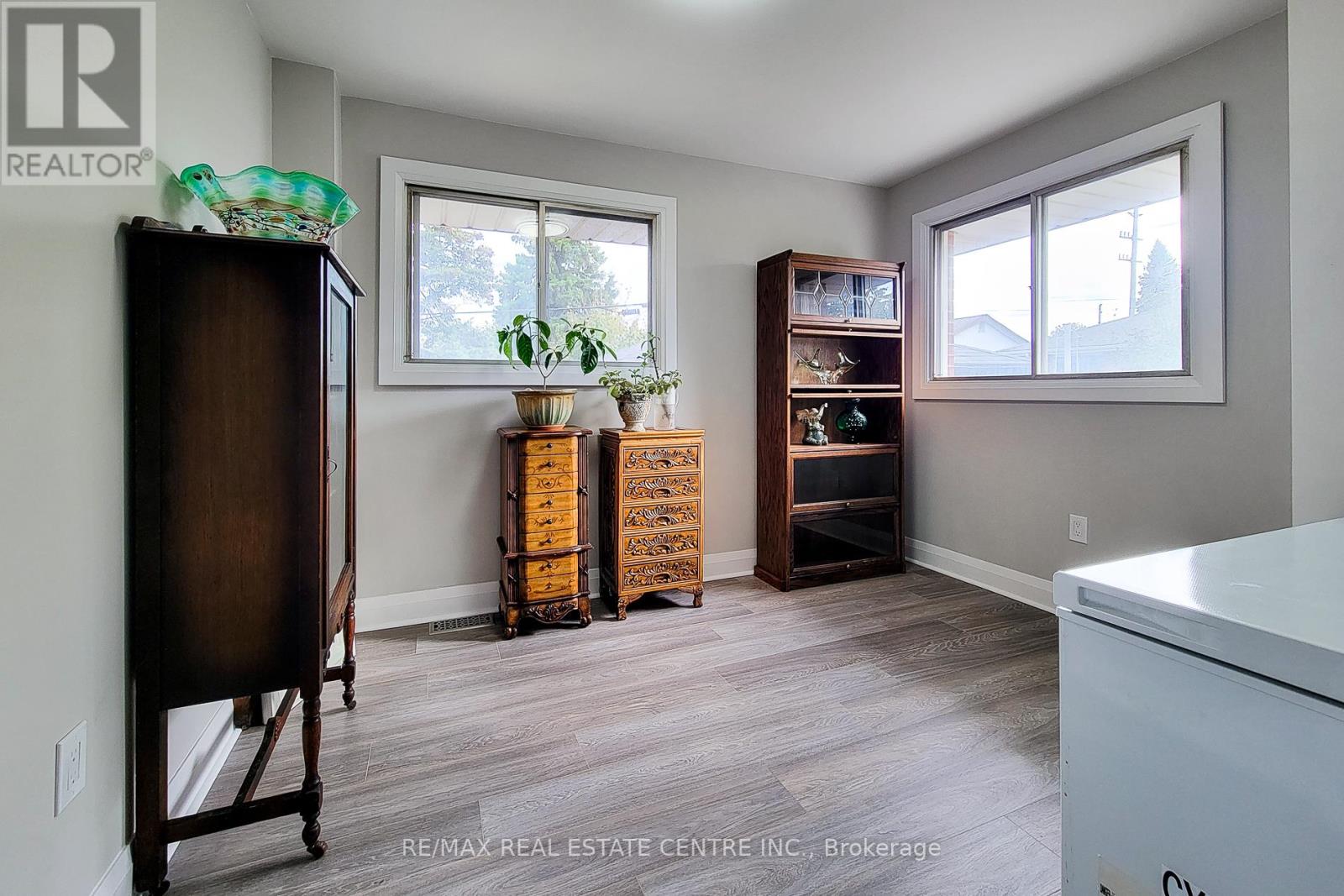 103 East 45th Street, Hamilton, Ontario  L8T 3J9 - Photo 26 - X12505524