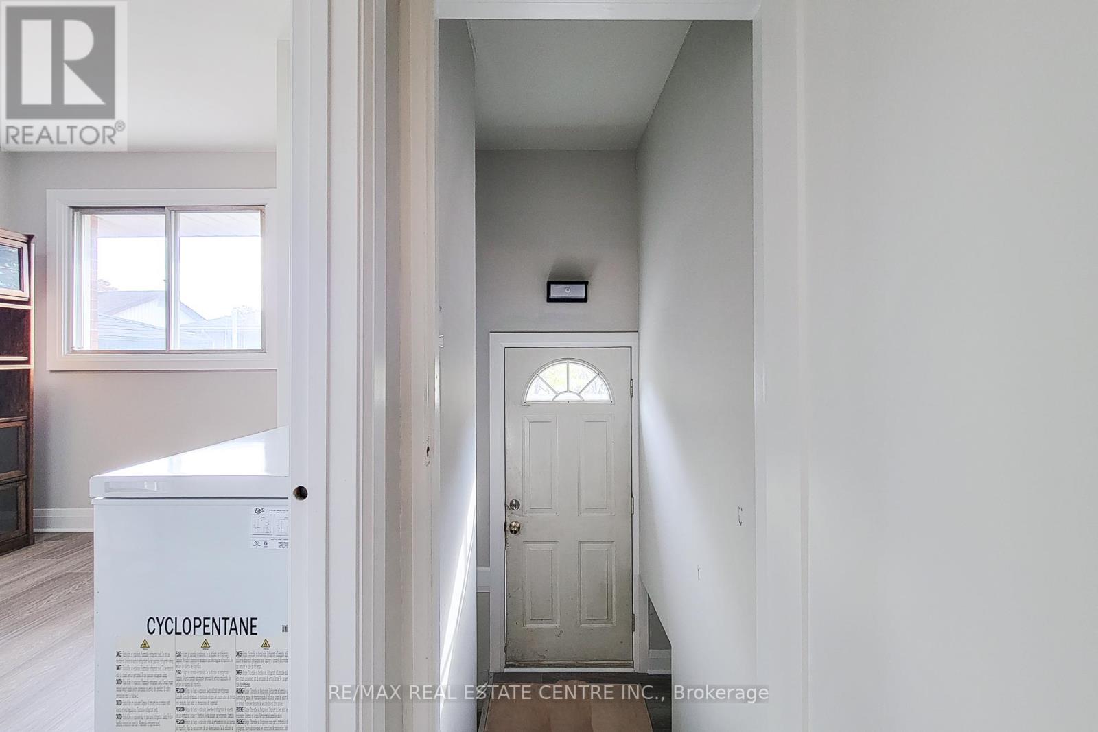 103 East 45th Street, Hamilton, Ontario  L8T 3J9 - Photo 29 - X12505524