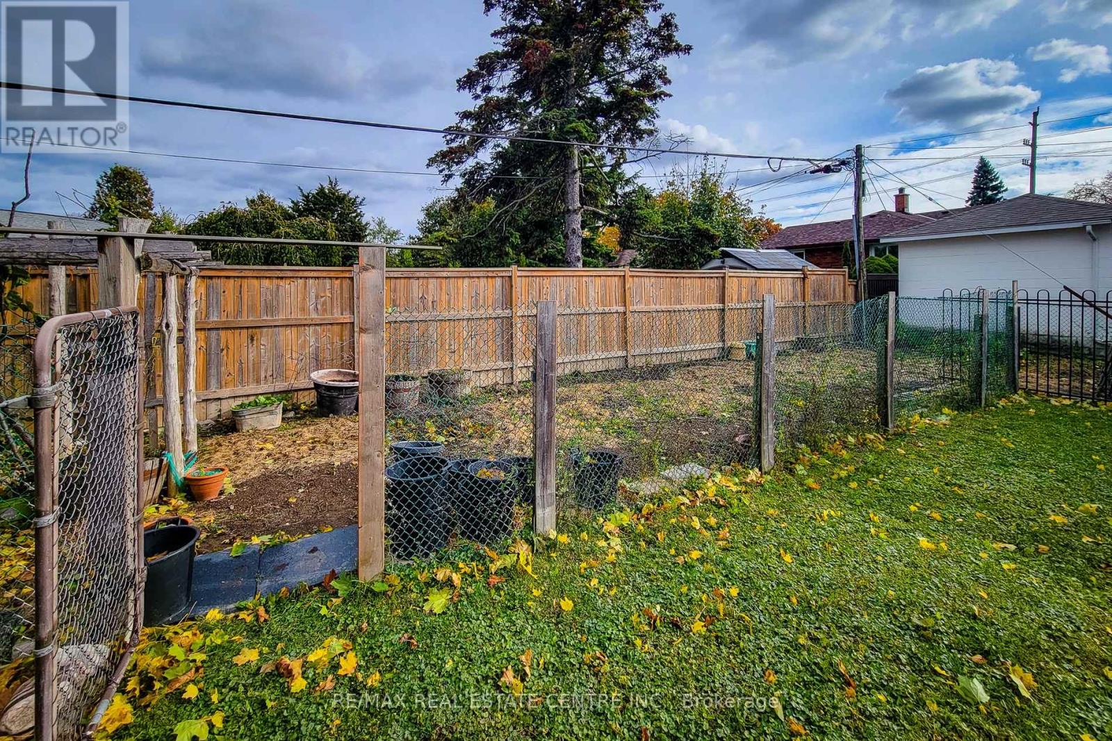 103 East 45th Street, Hamilton, Ontario  L8T 3J9 - Photo 43 - X12505524