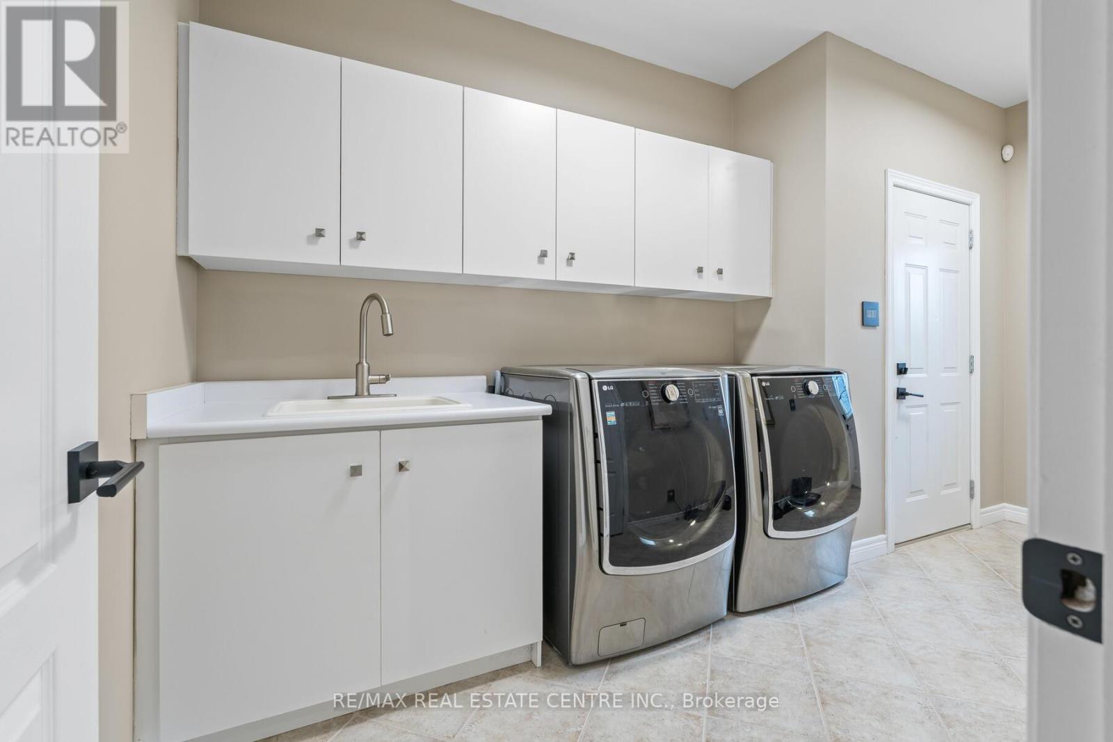 159 Delarmbro Drive, Erin, Ontario  N0B 1T0 - Photo 31 - X12505528