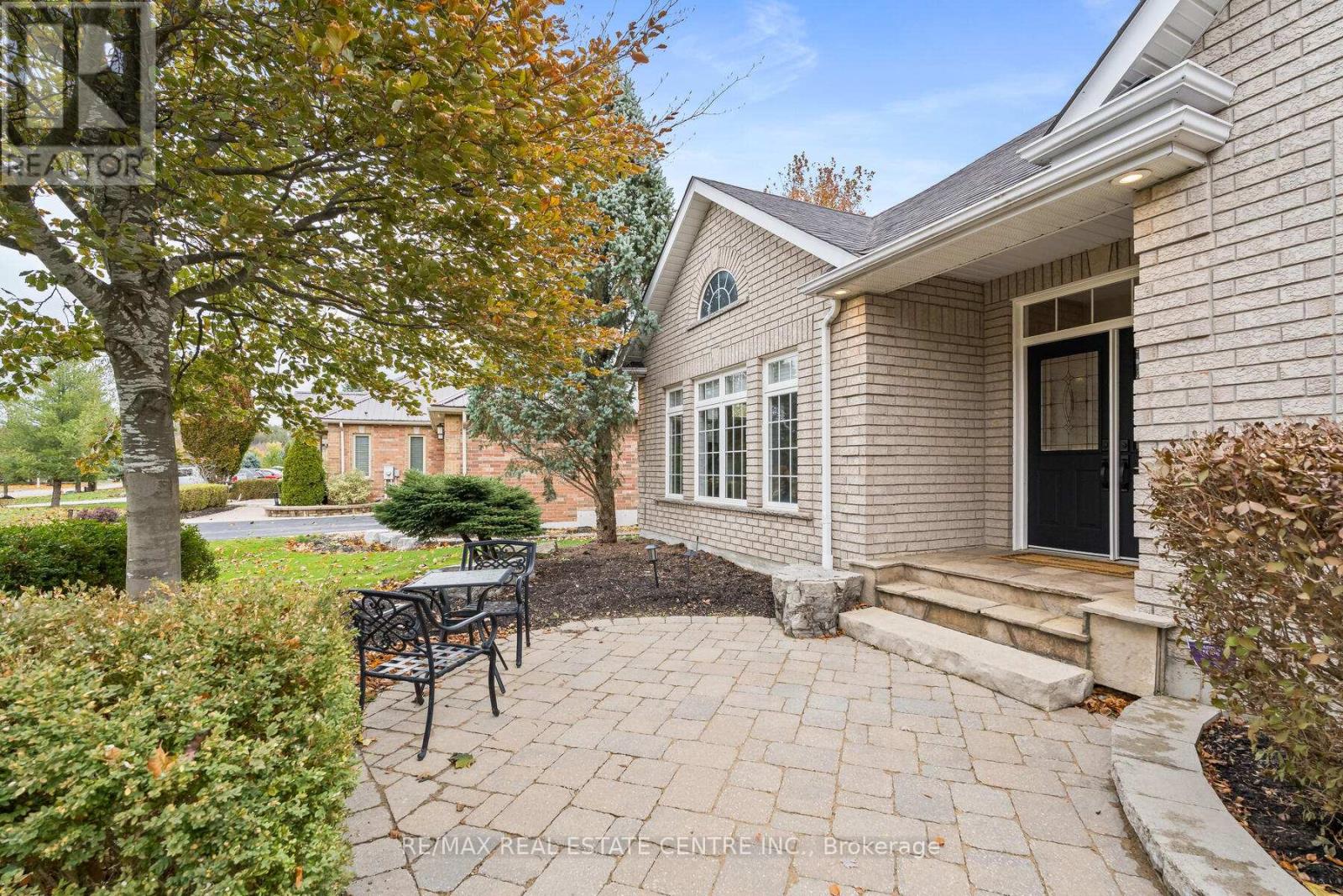 159 Delarmbro Drive, Erin, Ontario  N0B 1T0 - Photo 4 - X12505528