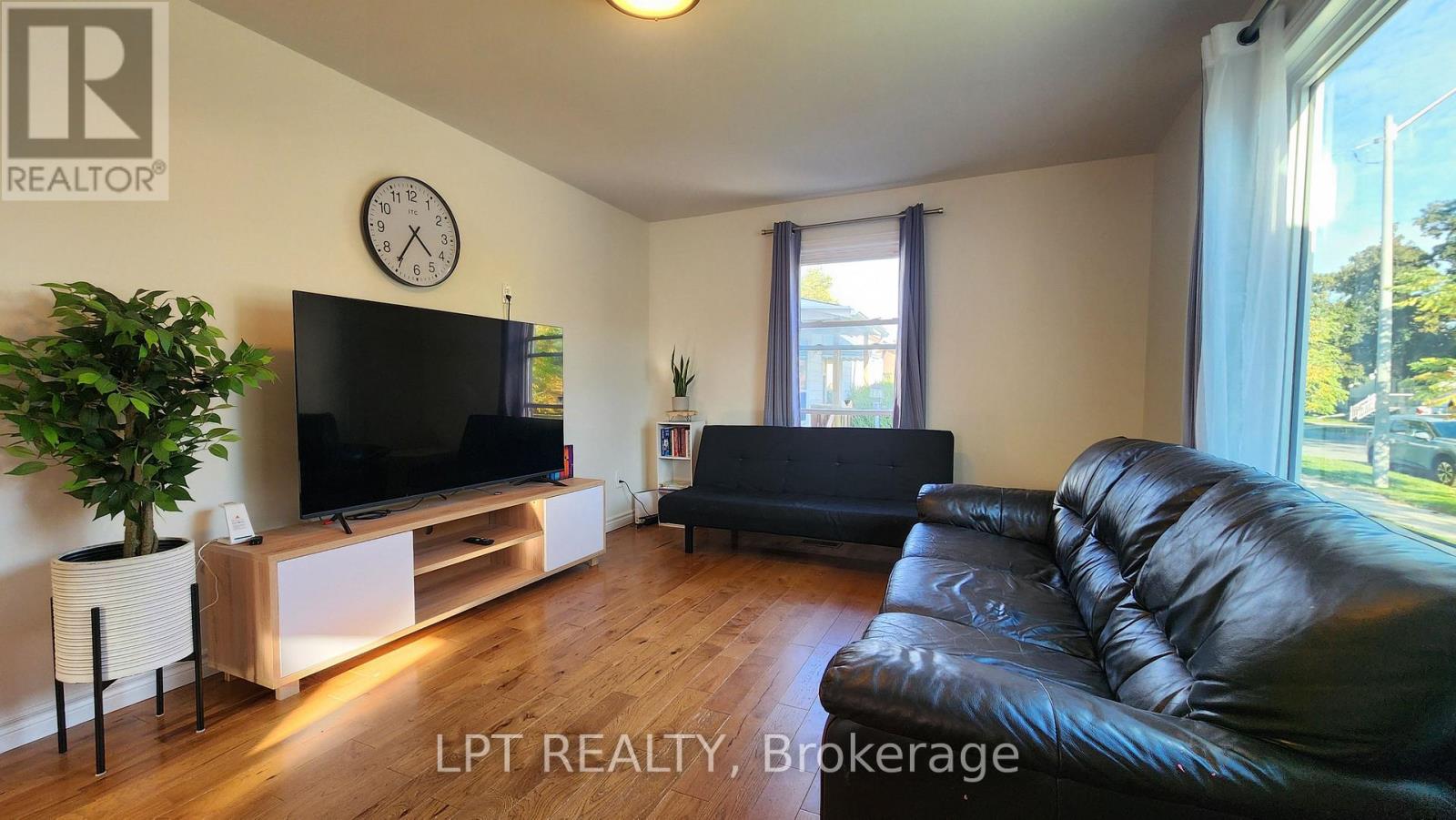 772 Duffus Street, Peterborough, Ontario  K9J 4K4 - Photo 8 - X12505562