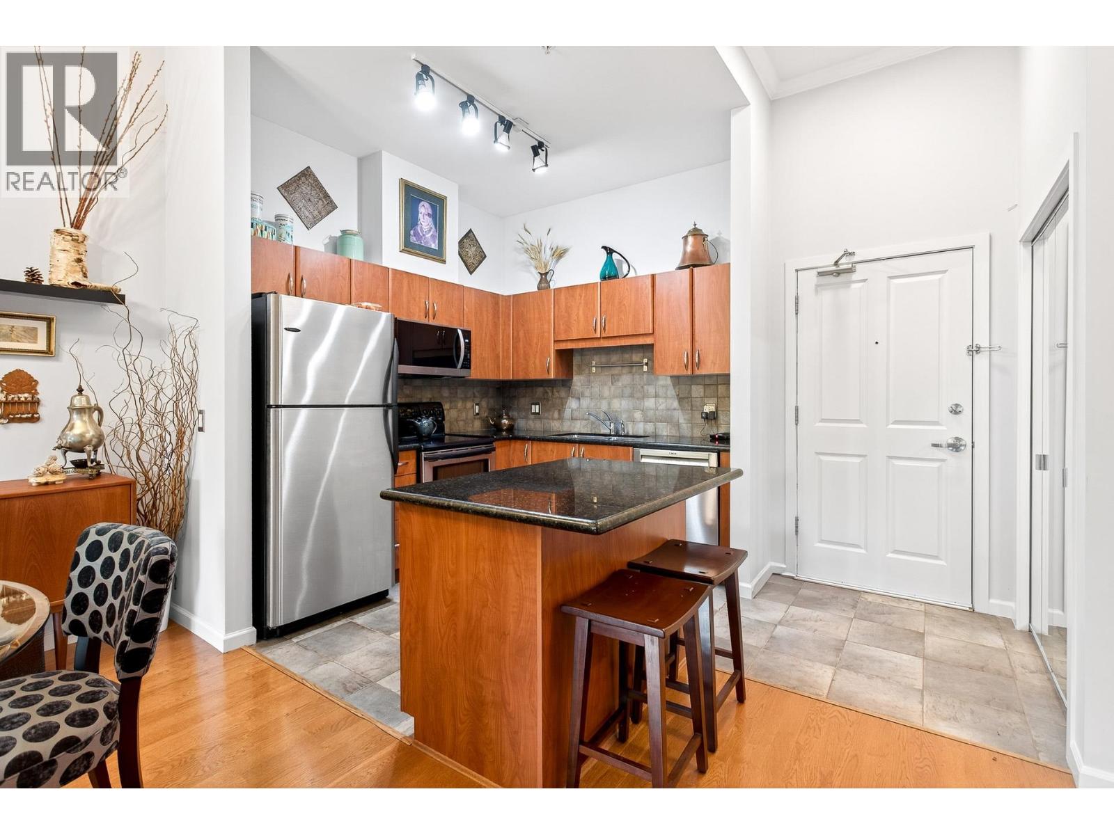 415 285 Newport Drive Drive, Port Moody, British Columbia  V3H 5J6 - Photo 5 - R3063593