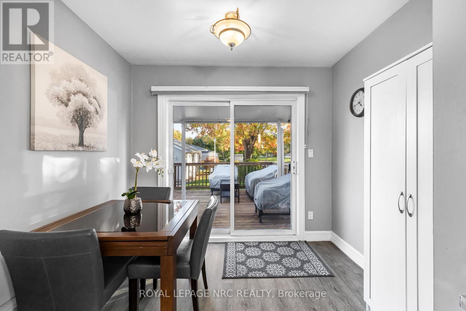 20 Helen Street, Port Colborne, Ontario  L3K 3N9 - Photo 11 - X12505596