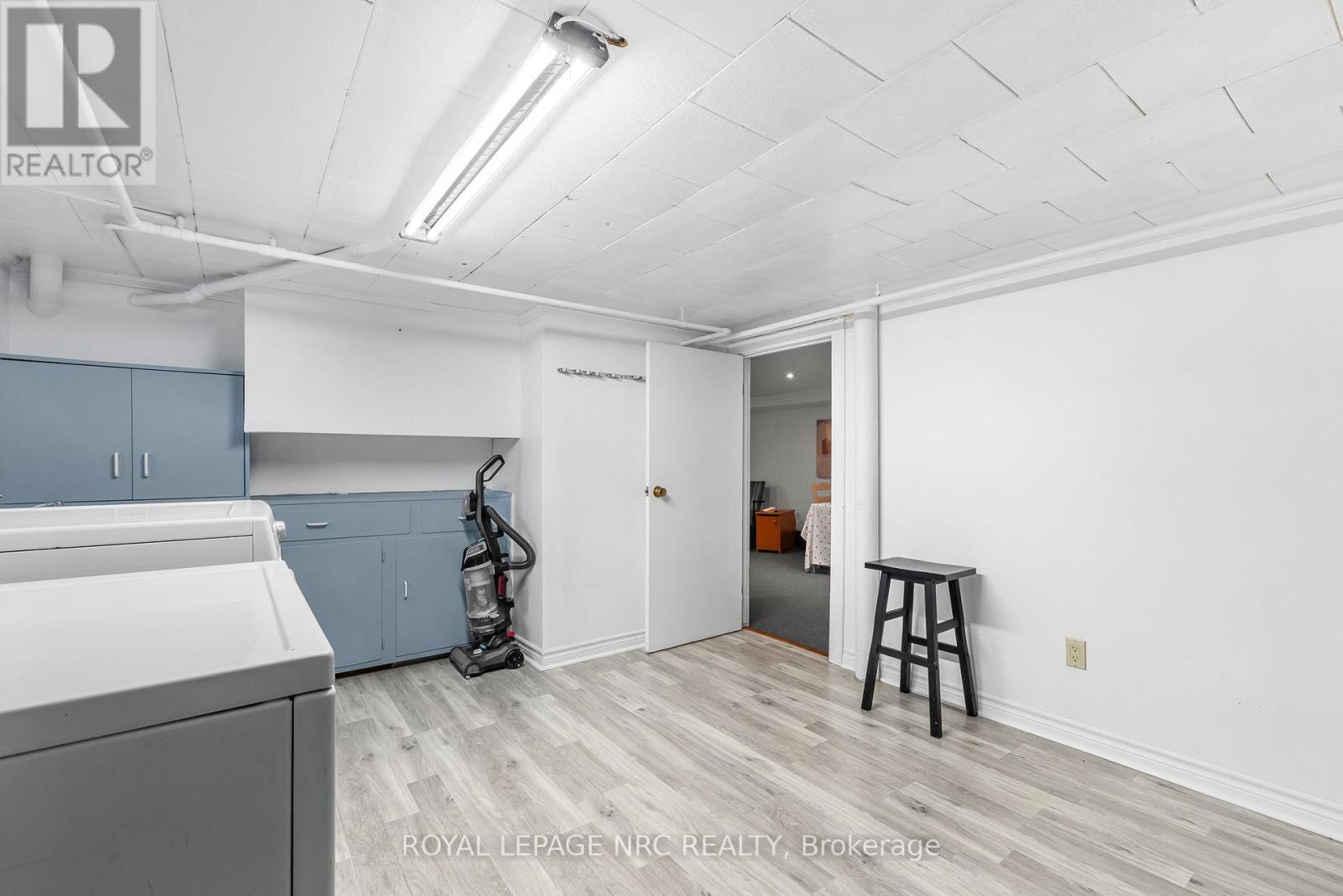 20 Helen Street, Port Colborne, Ontario  L3K 3N9 - Photo 23 - X12505596