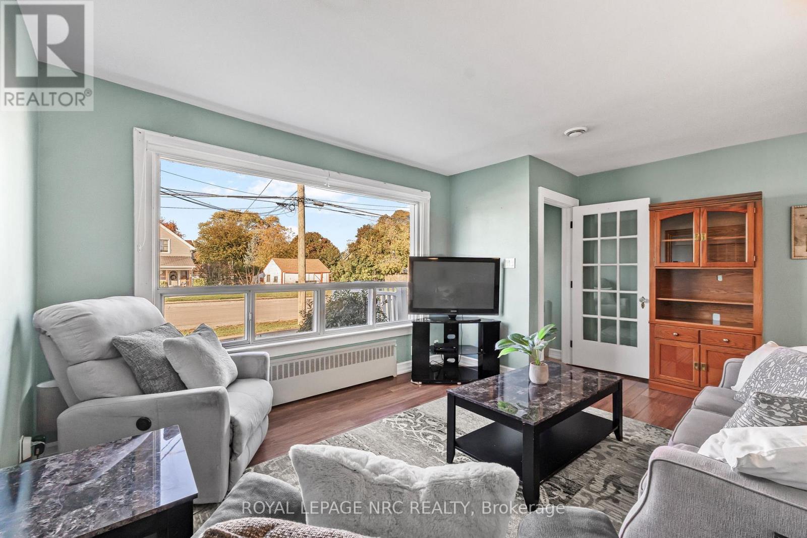 20 Helen Street, Port Colborne, Ontario  L3K 3N9 - Photo 8 - X12505596