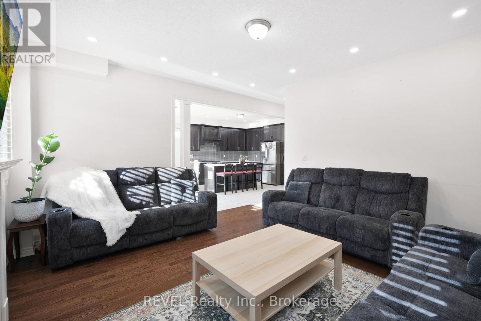 44 Spring Crest Way, Thorold (Rolling Meadows), Ontario  L2V 0J8 - Photo 14 - X12505606