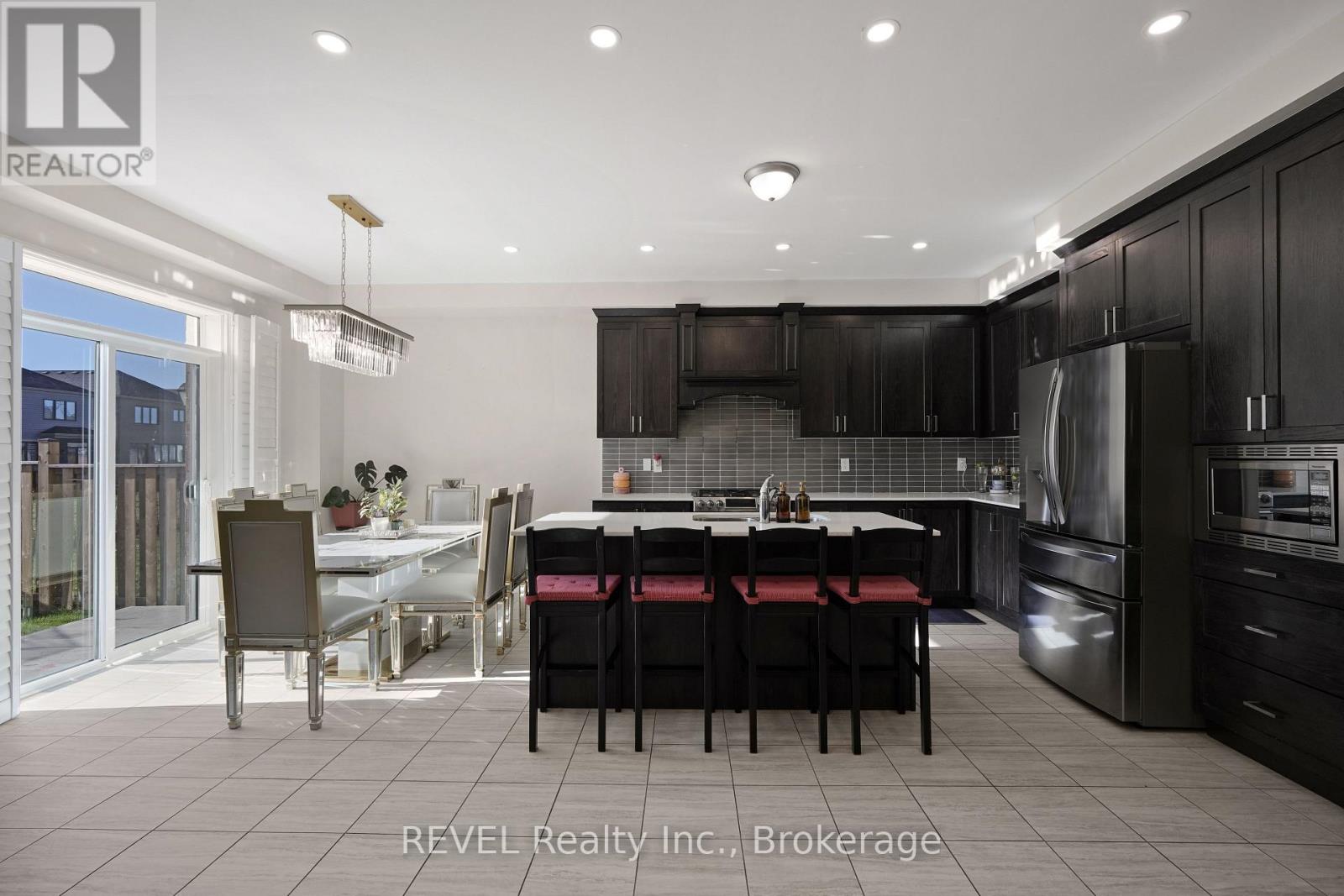 44 Spring Crest Way, Thorold (Rolling Meadows), Ontario  L2V 0J8 - Photo 15 - X12505606