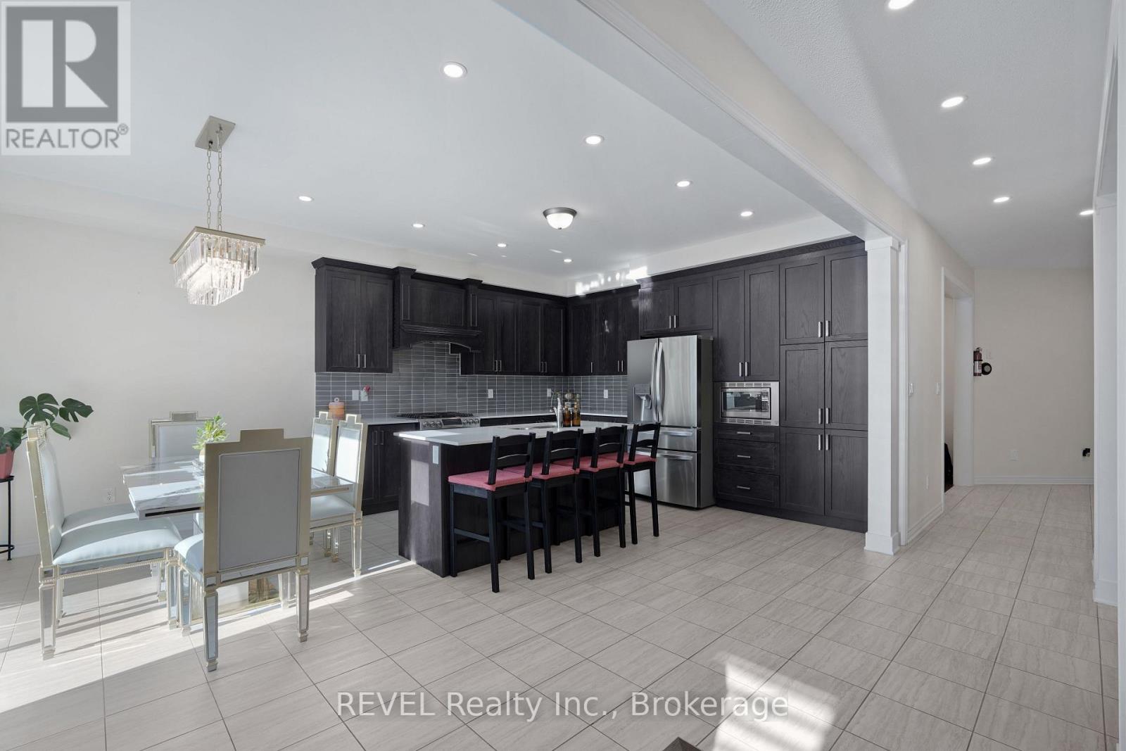 44 Spring Crest Way, Thorold (Rolling Meadows), Ontario  L2V 0J8 - Photo 17 - X12505606