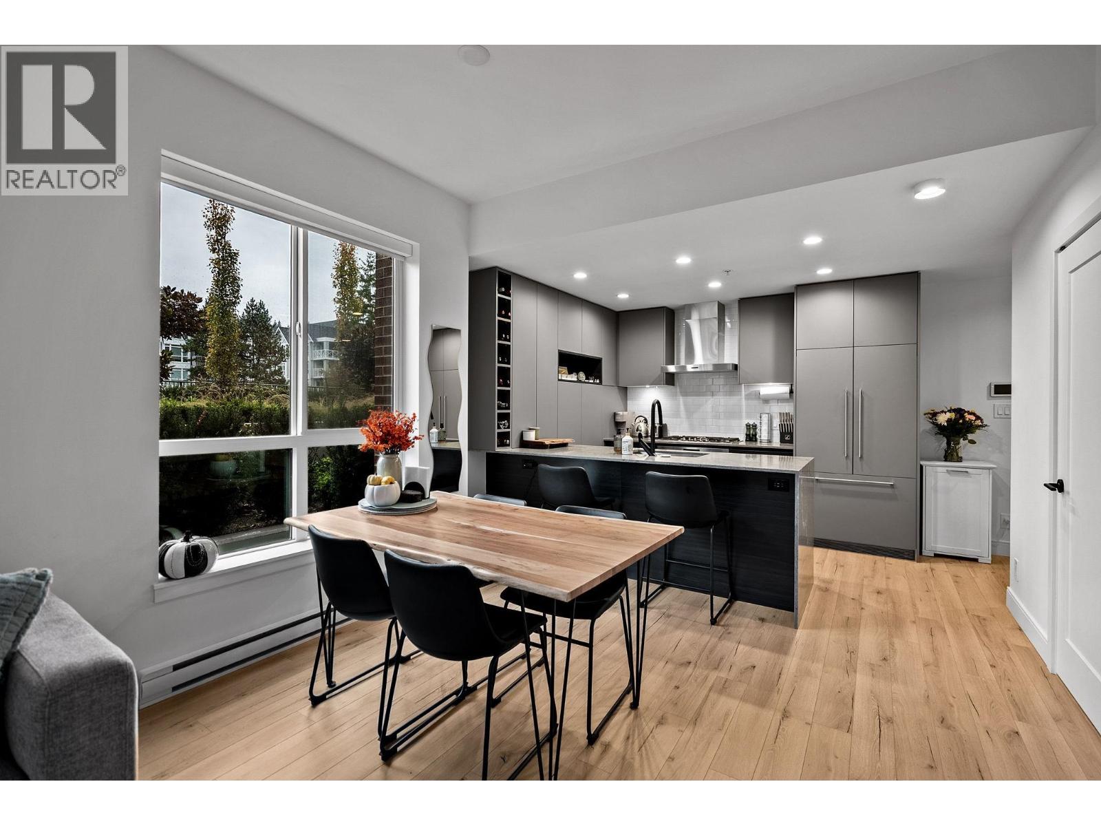 205 55 Klahanie Drive, Port Moody, British Columbia  V3H 0M9 - Photo 3 - R3064305