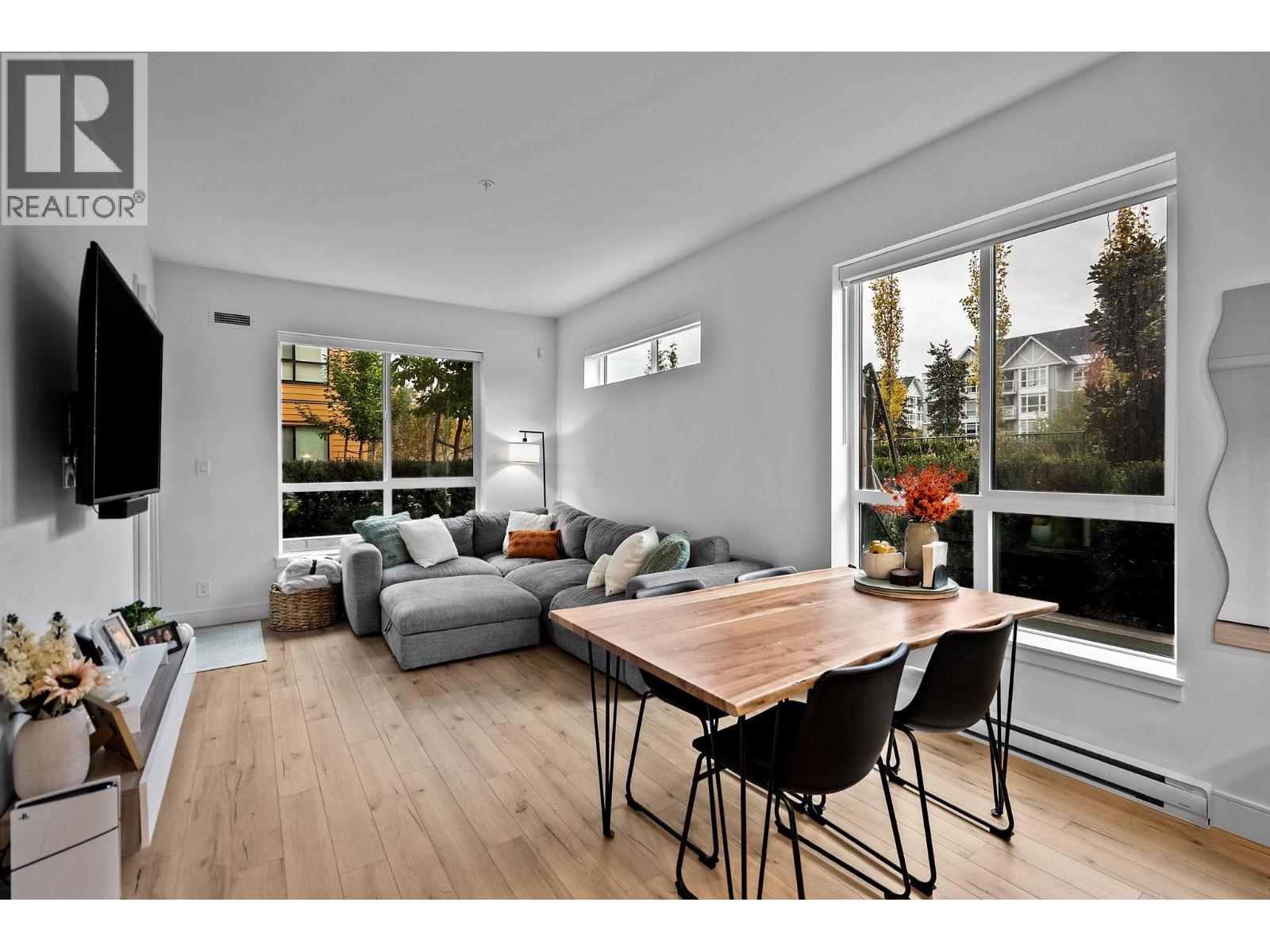 205 55 Klahanie Drive, Port Moody, British Columbia  V3H 0M9 - Photo 4 - R3064305