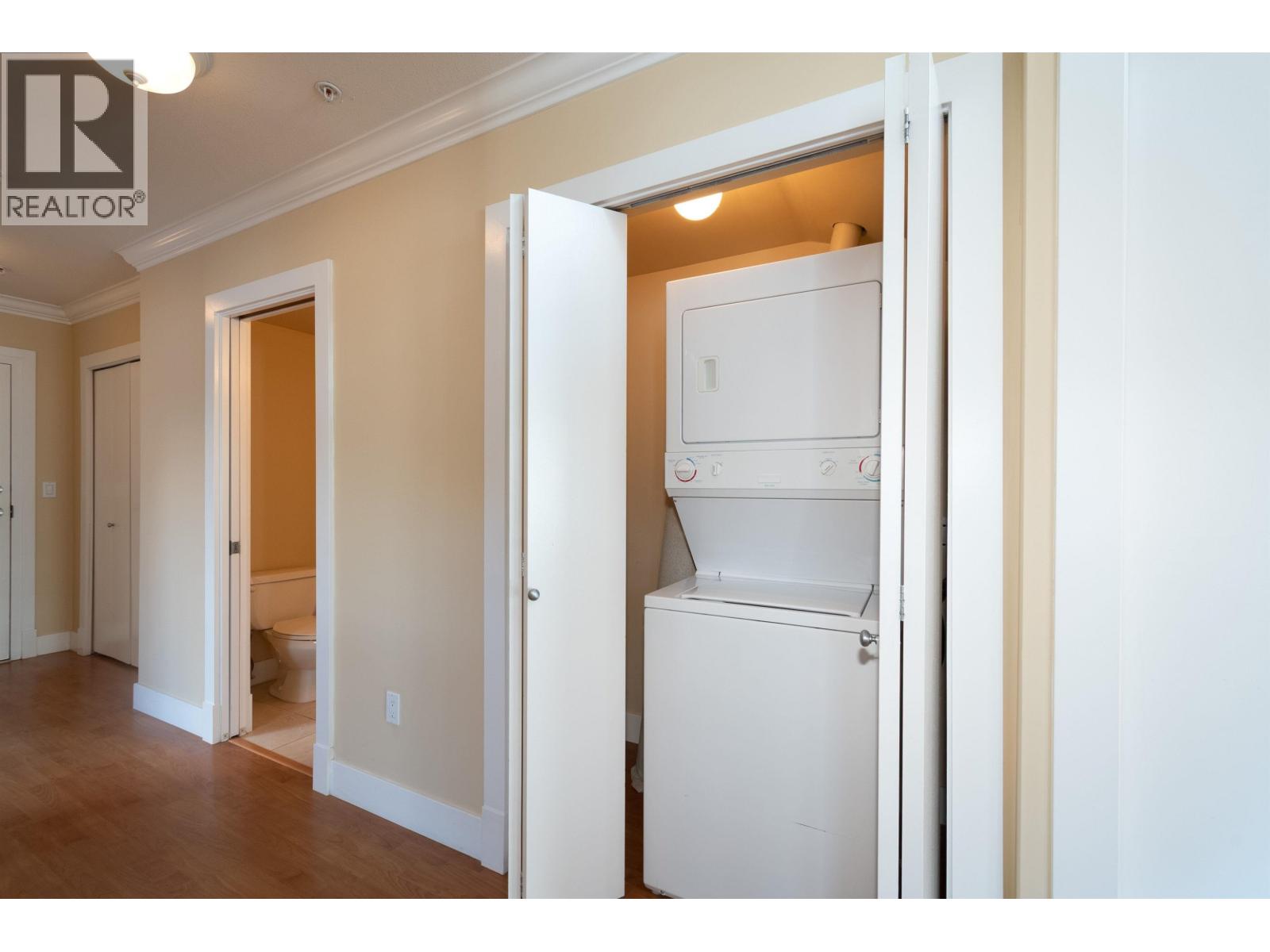 304 152 E 12th Street, North Vancouver, British Columbia  V7L 2J4 - Photo 13 - R3064319