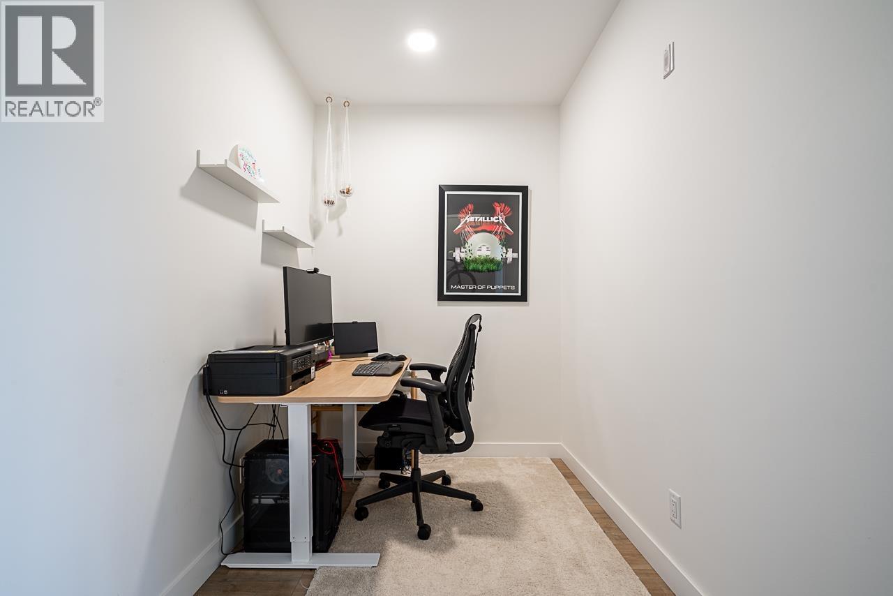 103 2035 Glenaire Drive, North Vancouver, British Columbia  V7P 1Y2 - Photo 18 - R3064325