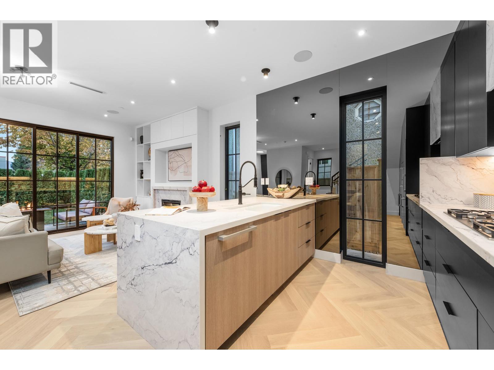 1 240 E 37th Avenue, Vancouver, British Columbia  V5W 1E6 - Photo 16 - R3064326