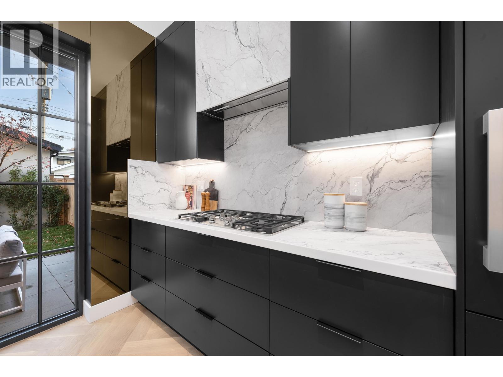 2 240 E 37th Avenue, Vancouver, British Columbia  V5W 1E6 - Photo 11 - R3064329