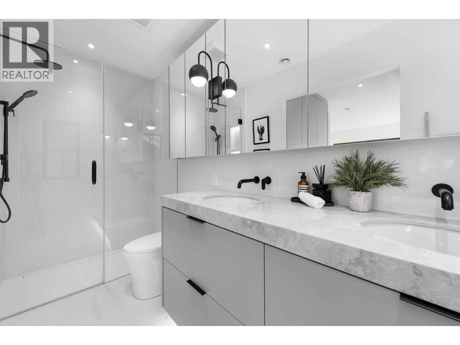 2 240 E 37th Avenue, Vancouver, British Columbia  V5W 1E6 - Photo 25 - R3064329