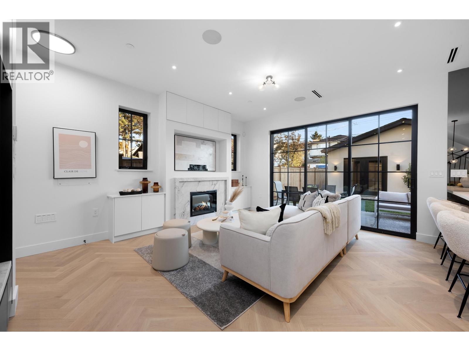 2 240 E 37th Avenue, Vancouver, British Columbia  V5W 1E6 - Photo 4 - R3064329