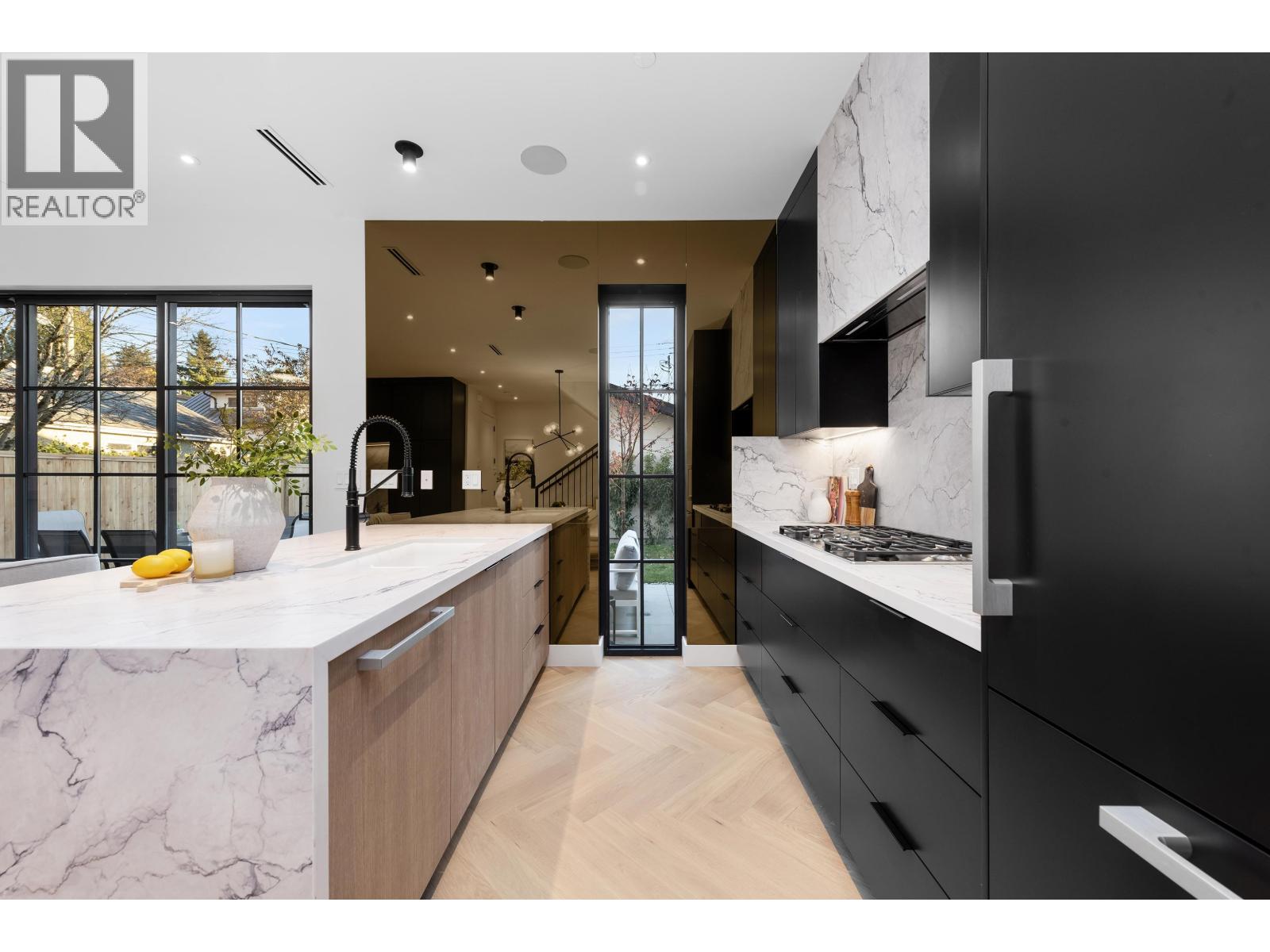 2 240 E 37th Avenue, Vancouver, British Columbia  V5W 1E6 - Photo 8 - R3064329