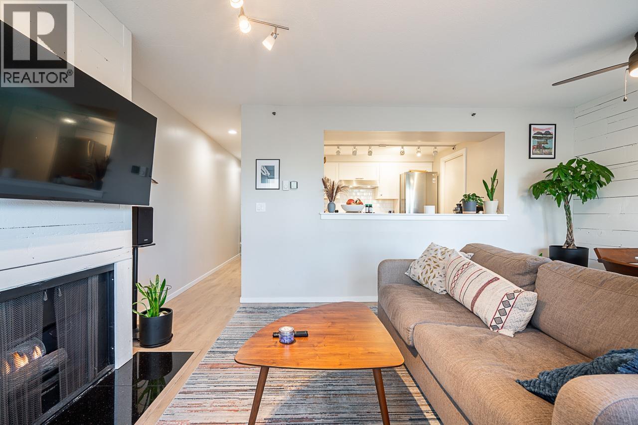 2 973 W 7th Avenue, Vancouver, British Columbia  V5Z 1C4 - Photo 5 - R3064335