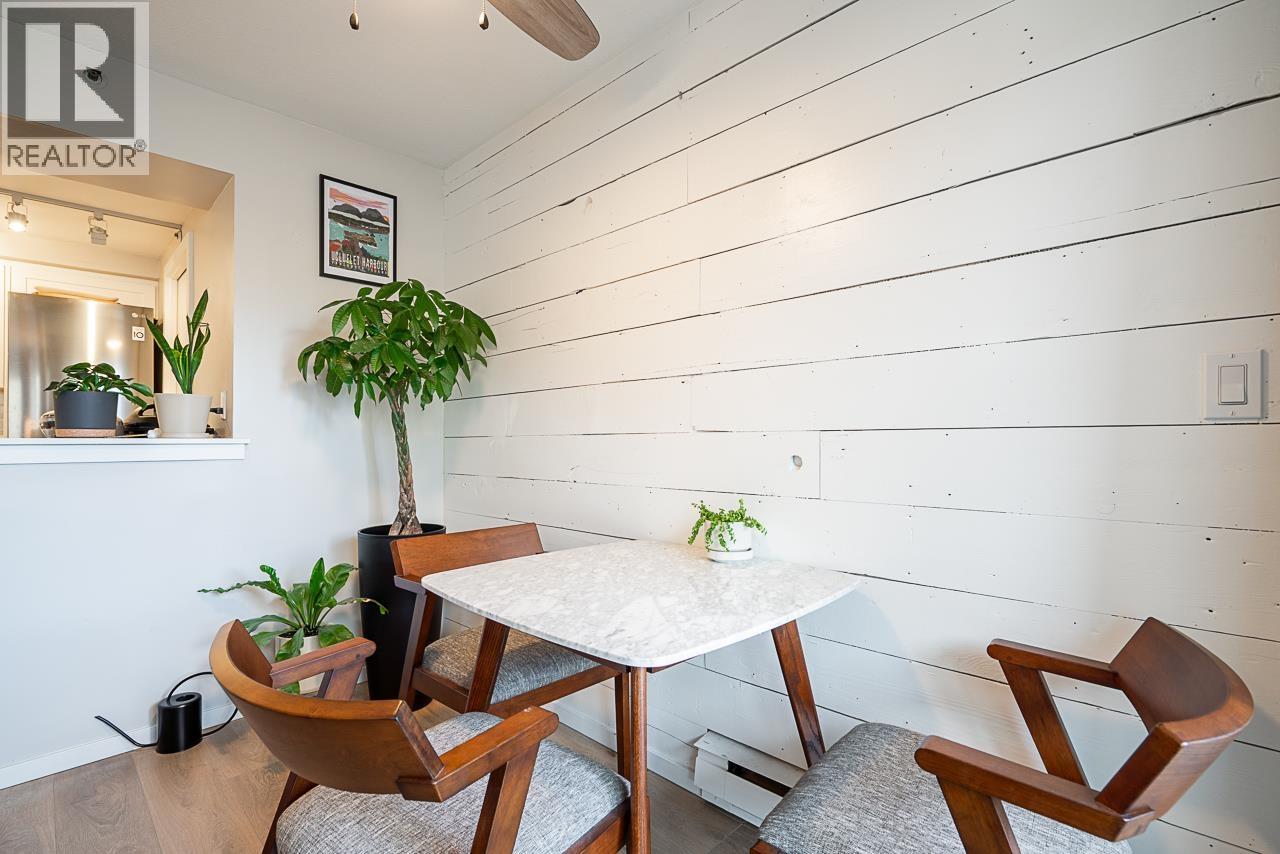 2 973 W 7th Avenue, Vancouver, British Columbia  V5Z 1C4 - Photo 8 - R3064335