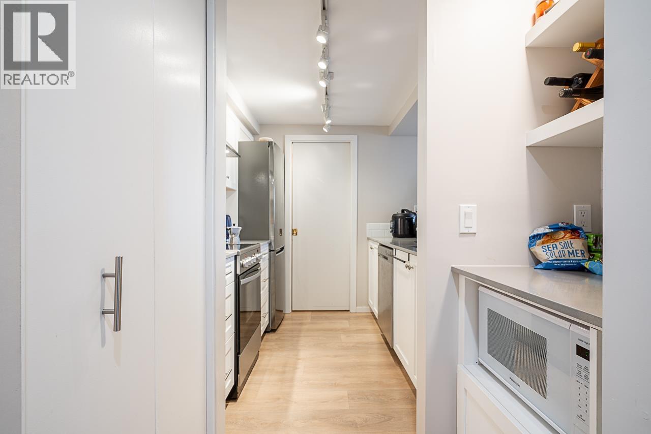 2 973 W 7th Avenue, Vancouver, British Columbia  V5Z 1C4 - Photo 9 - R3064335