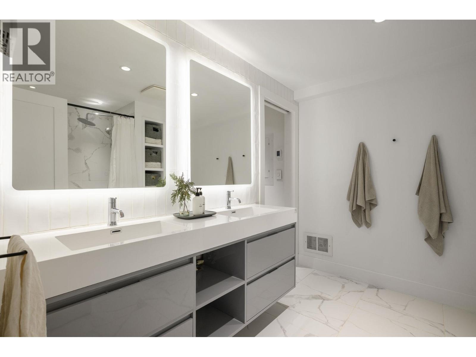 580 Ioco Road, Port Moody, British Columbia  V3H 2W2 - Photo 24 - R3064306