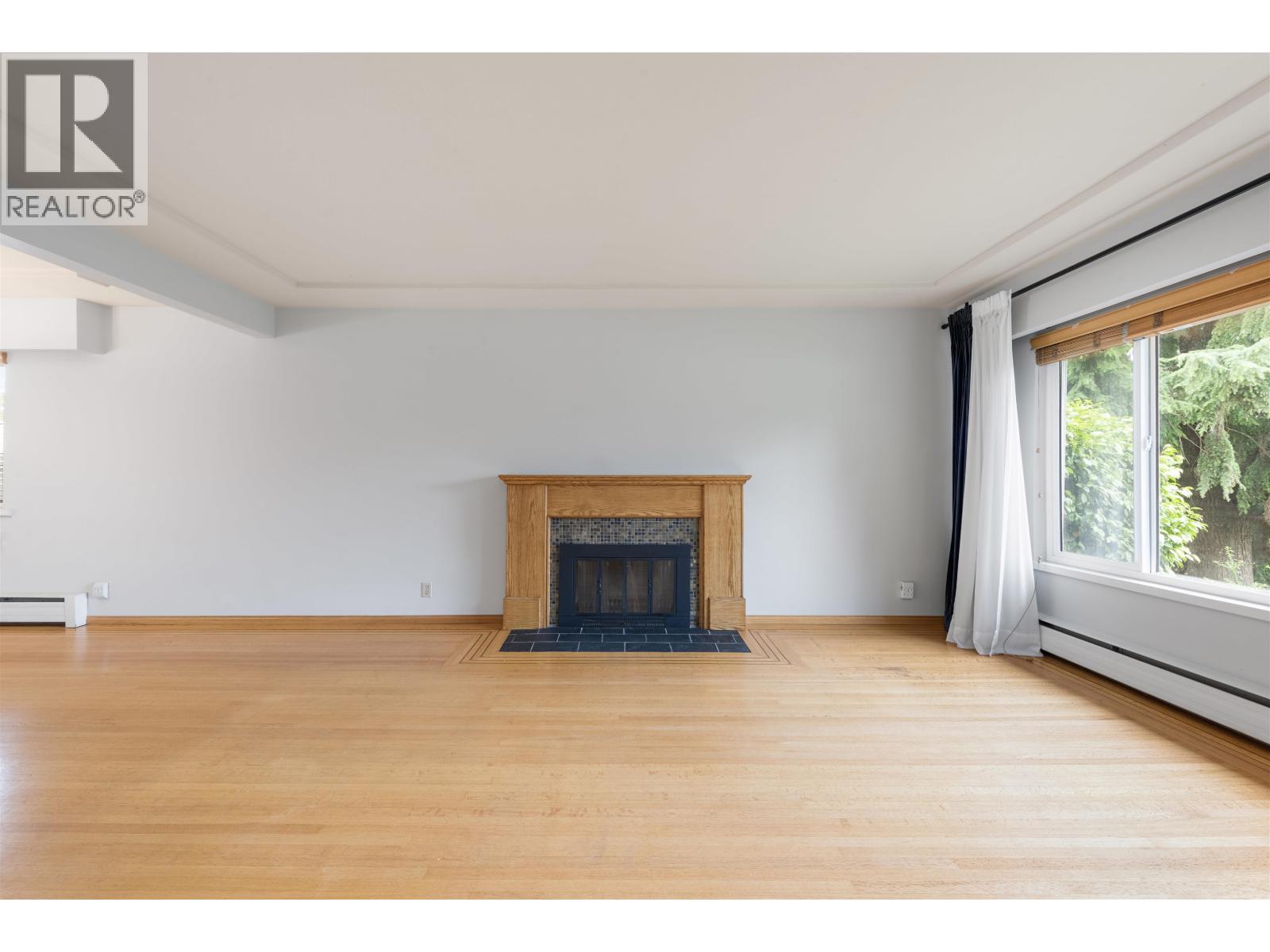 7988 Edson Avenue, Burnaby, British Columbia  V5J 3W7 - Photo 10 - R3064337