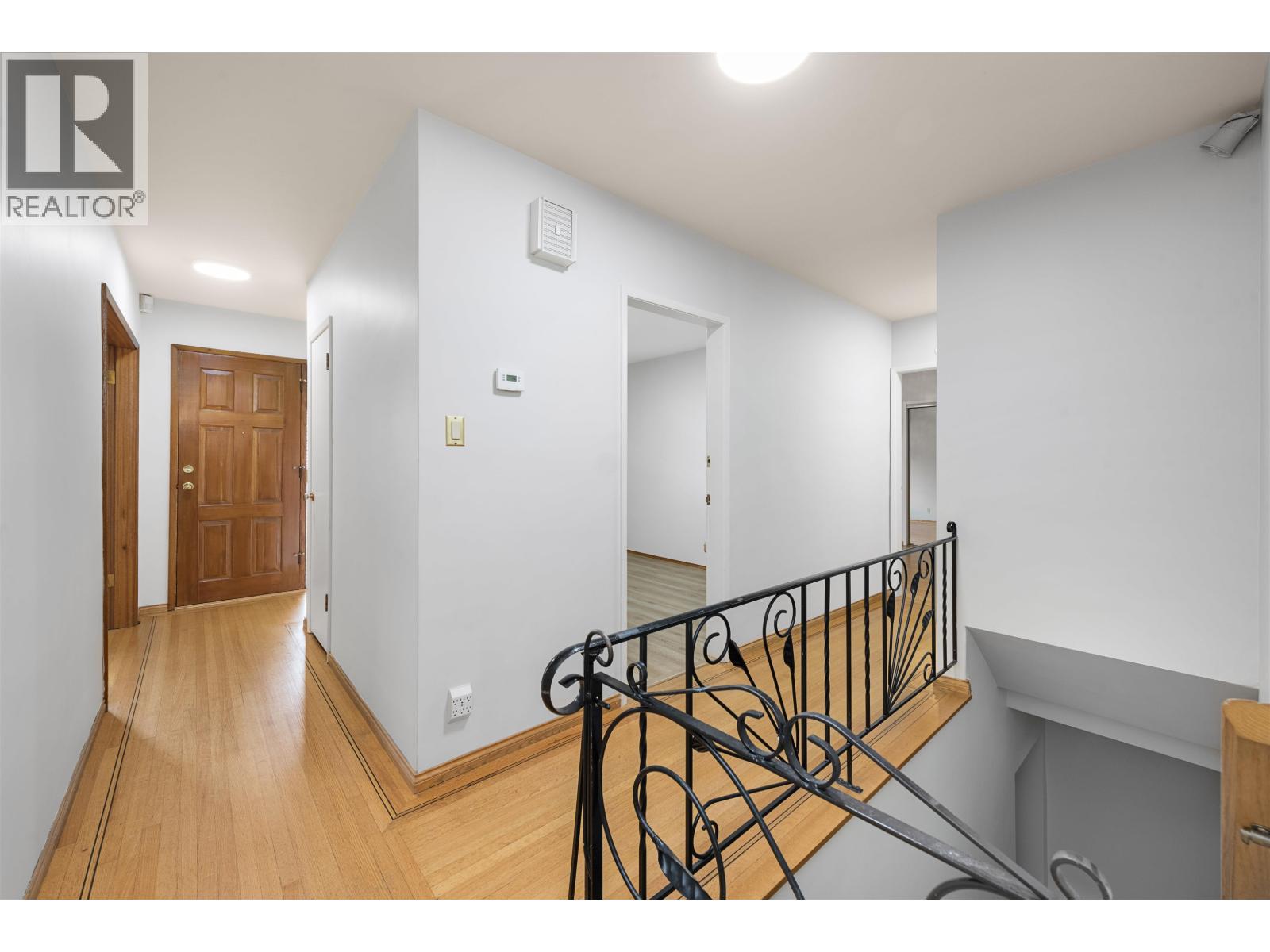 7988 Edson Avenue, Burnaby, British Columbia  V5J 3W7 - Photo 14 - R3064337