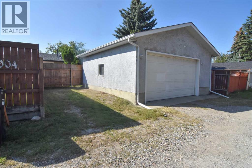 904 Abbotsford Drive Ne, Calgary, Alberta  T2A 6B8 - Photo 4 - A2245003