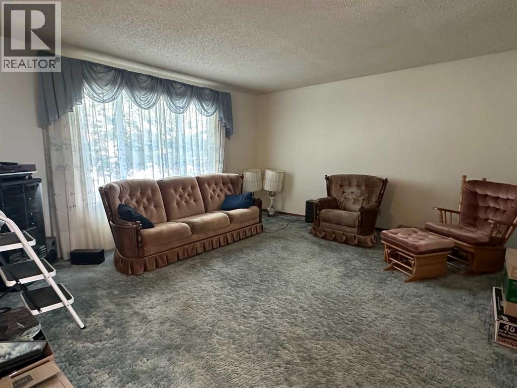 4706 60 Avenue, Taber, Alberta  T1G 1E1 - Photo 4 - A2267259