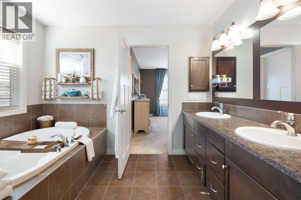 87 Panamount Common Nw, Calgary, Alberta  T3K 0P5 - Photo 20 - A2265424