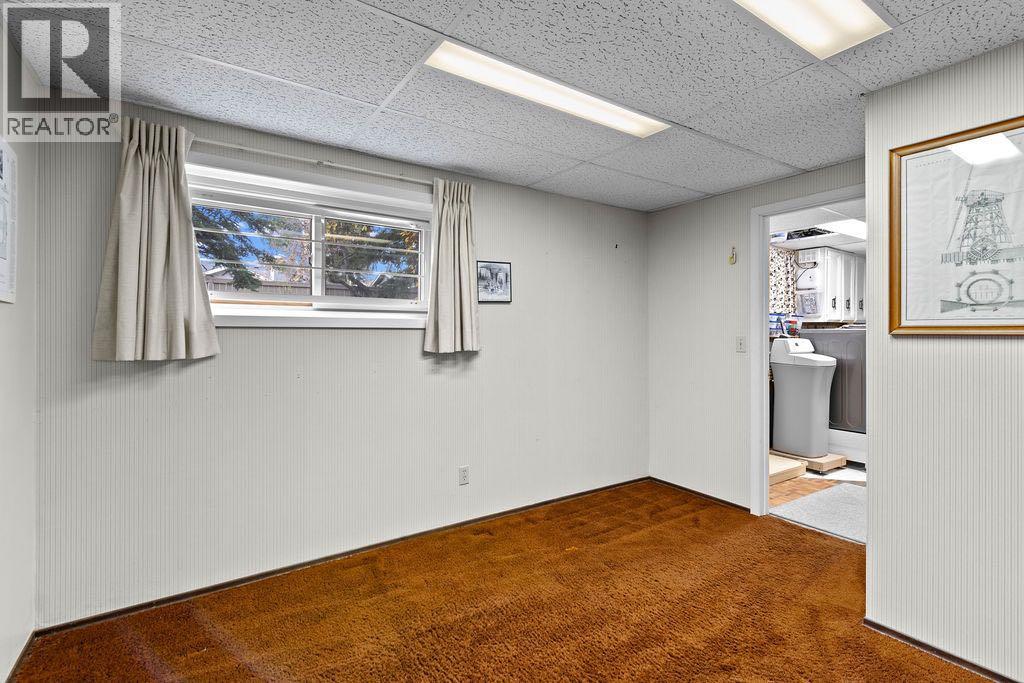 3350 Oakwood Drive Sw, Calgary, Alberta  T2V 4J4 - Photo 33 - A2267181