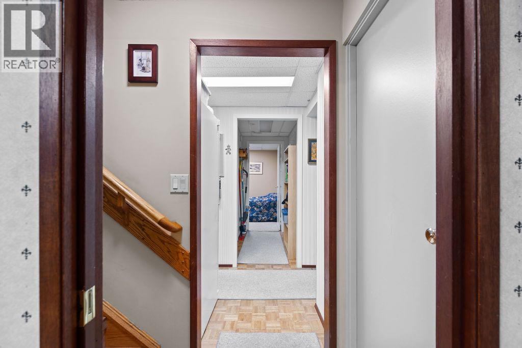 3350 Oakwood Drive Sw, Calgary, Alberta  T2V 4J4 - Photo 28 - A2267181