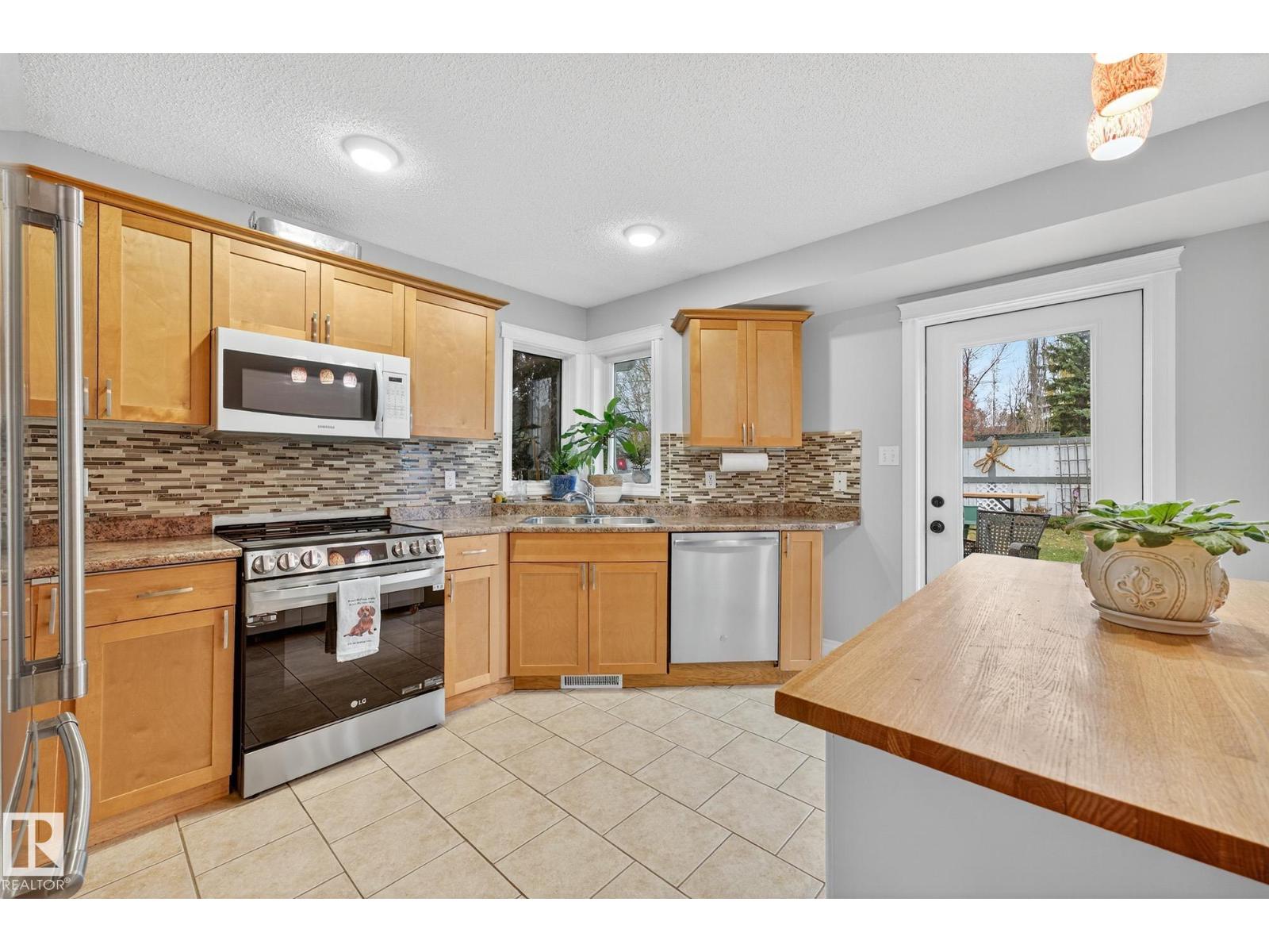 158 Meadowview Dr, Sherwood Park, Alberta  T8H 1P8 - Photo 29 - E4463013