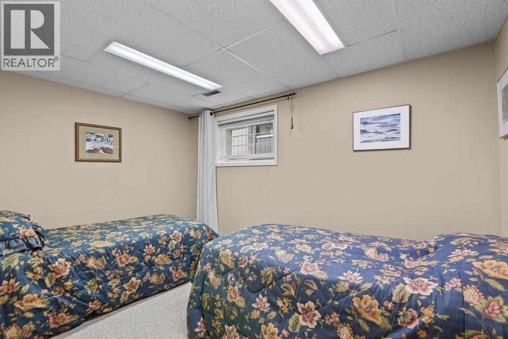 3350 Oakwood Drive Sw, Calgary, Alberta  T2V 4J4 - Photo 34 - A2267181