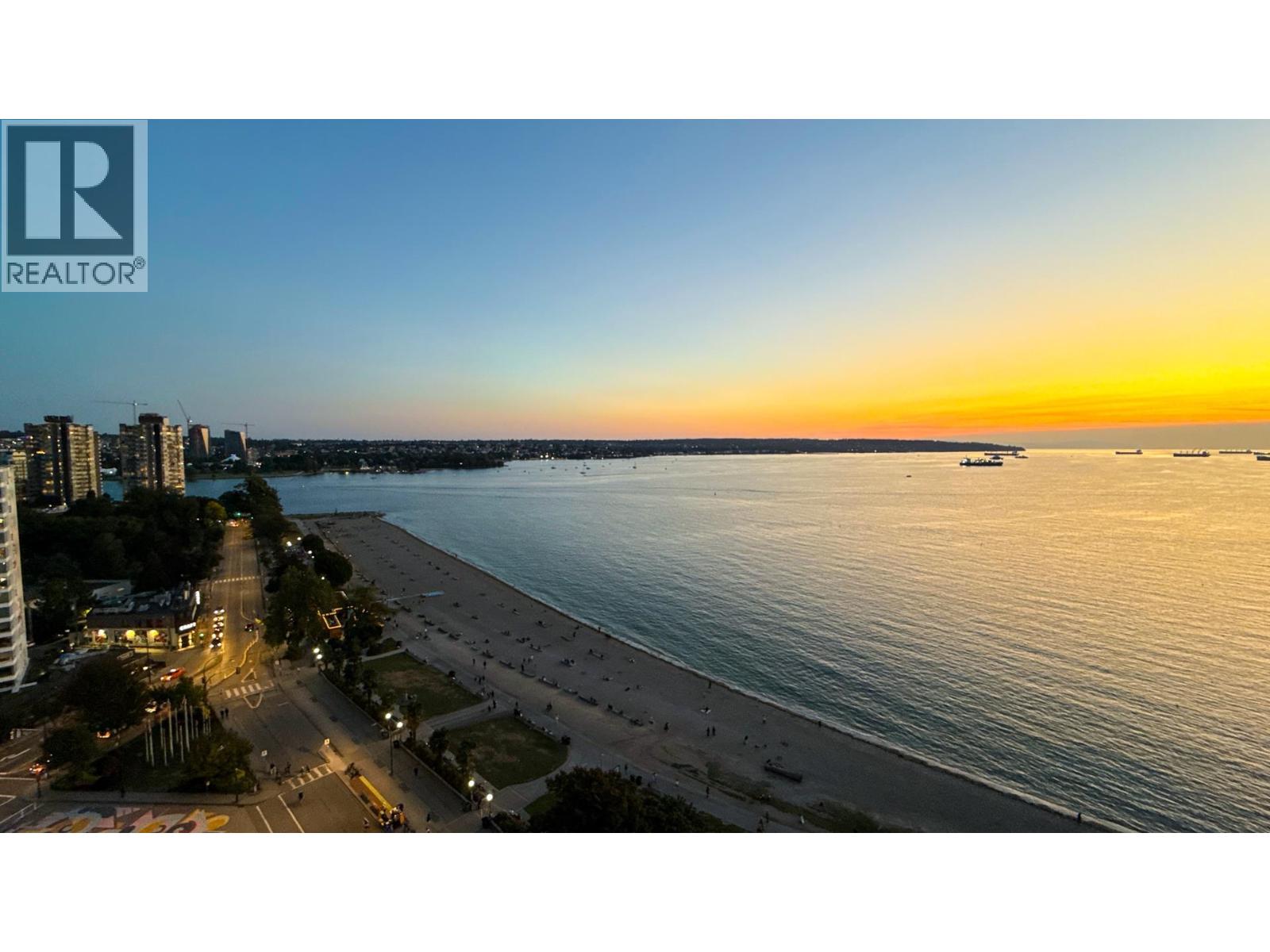 17 1861 Beach Avenue, Vancouver, British Columbia  V6G 1Z1 - Photo 4 - R3064264