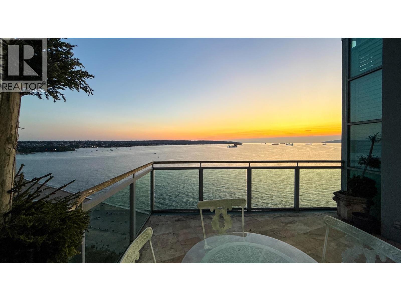 17 1861 Beach Avenue, Vancouver, British Columbia  V6G 1Z1 - Photo 18 - R3064264