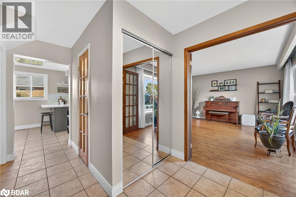 35 Glenridge Road, Barrie, Ontario  L4N 2X9 - Photo 8 - 40784179