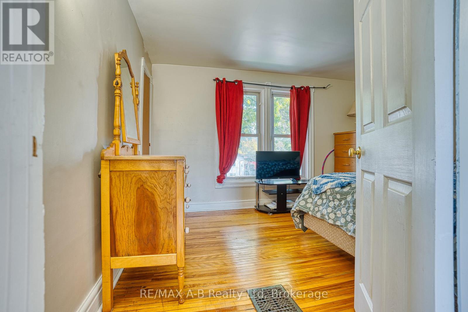 252 Romeo Street S, Stratford, Ontario  N5A 4T5 - Photo 17 - X12499448