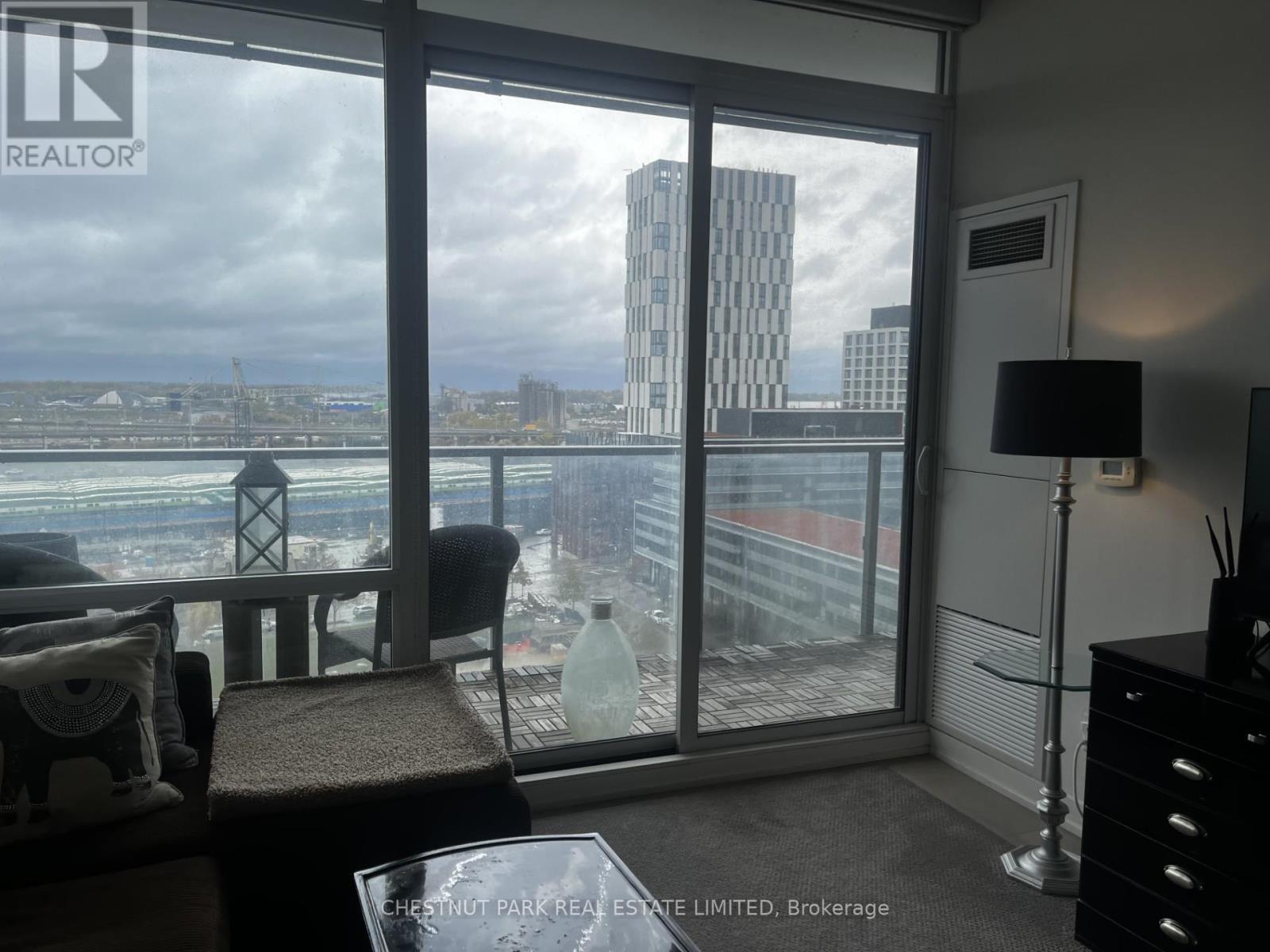 120 Bayview Avenue, Toronto, Ontario  M5A 0G4 - Photo 7 - C12505574