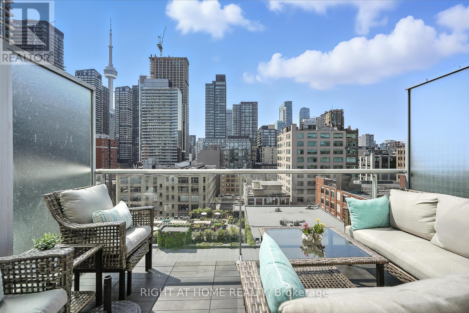 1107 - 388 RICHMOND STREET W, Toronto, Ontario