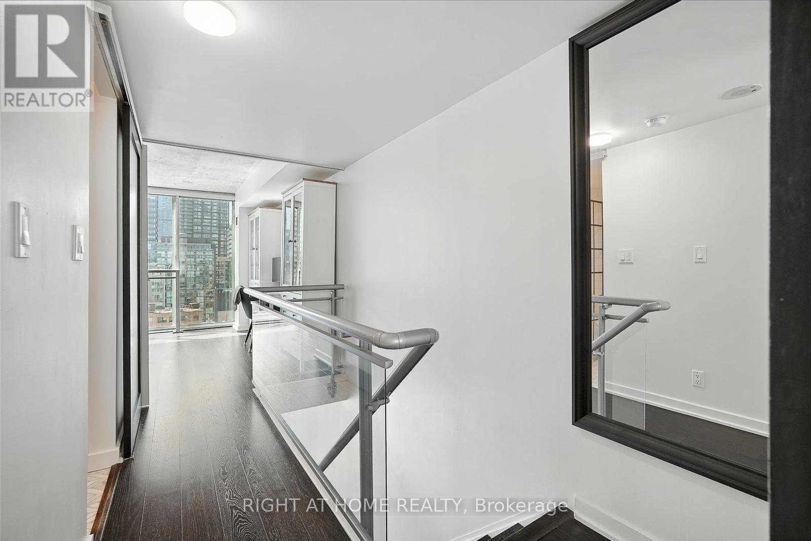 1107 - 388 Richmond Street W, Toronto, Ontario  M5V 3P1 - Photo 28 - C12505588