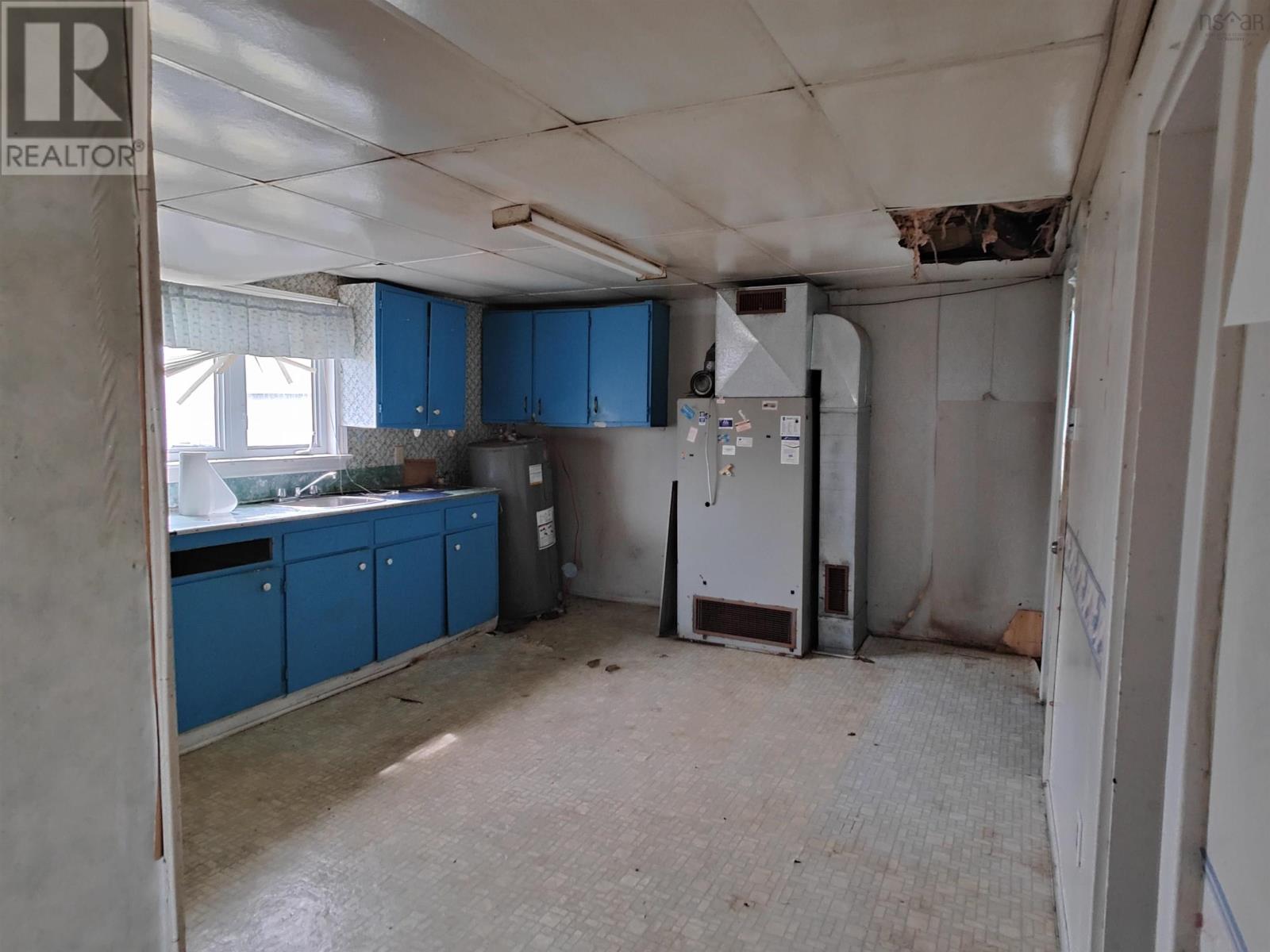 119 South Street, Donkin, Nova Scotia  B1A 6T6 - Photo 5 - 202524652