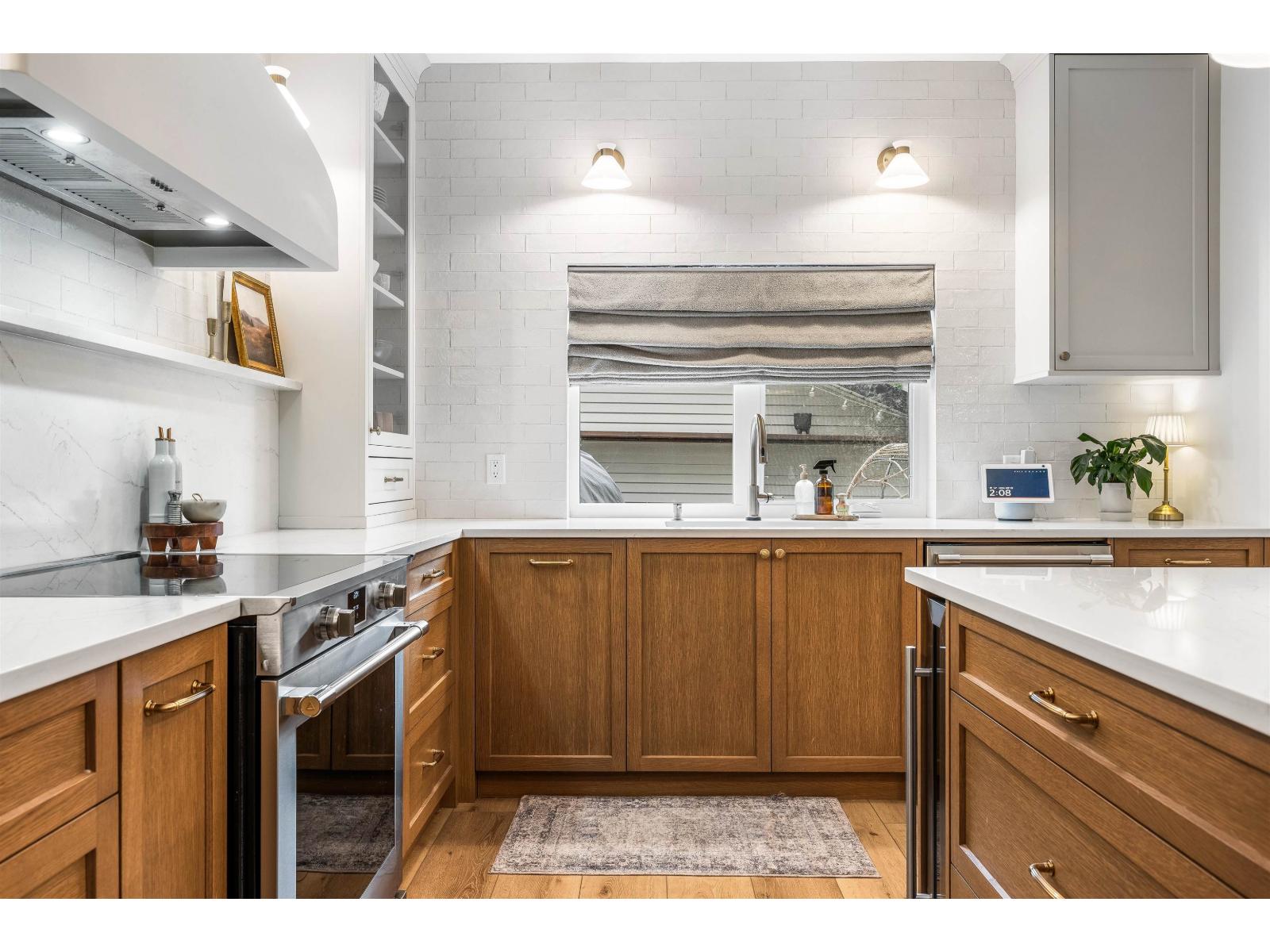 46460 Ashby Drive, Sardis South, Chilliwack, British Columbia  V2R 5N4 - Photo 1 - R3054058