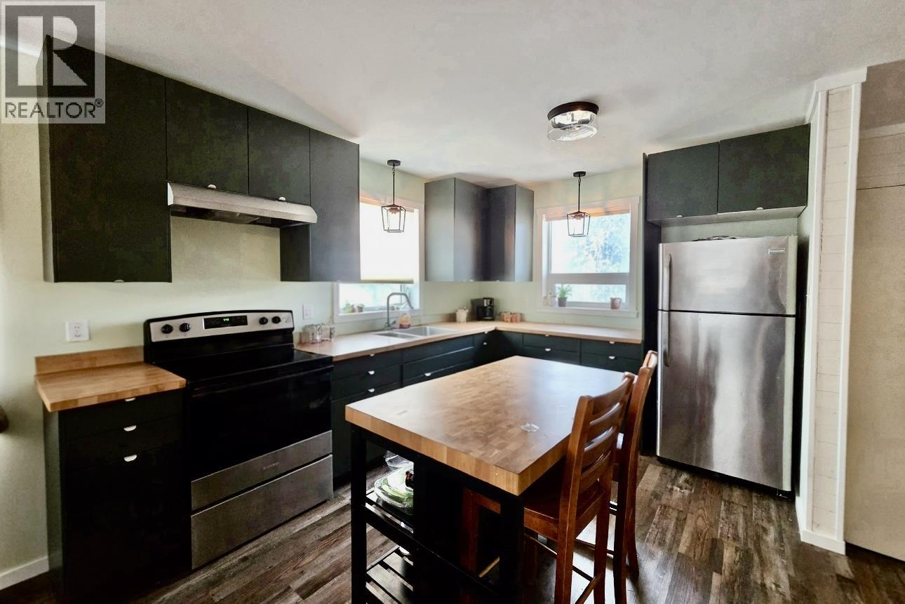 9812 94 Street, Fort St. John, British Columbia  V1J 3L1 - Photo 4 - R3063960