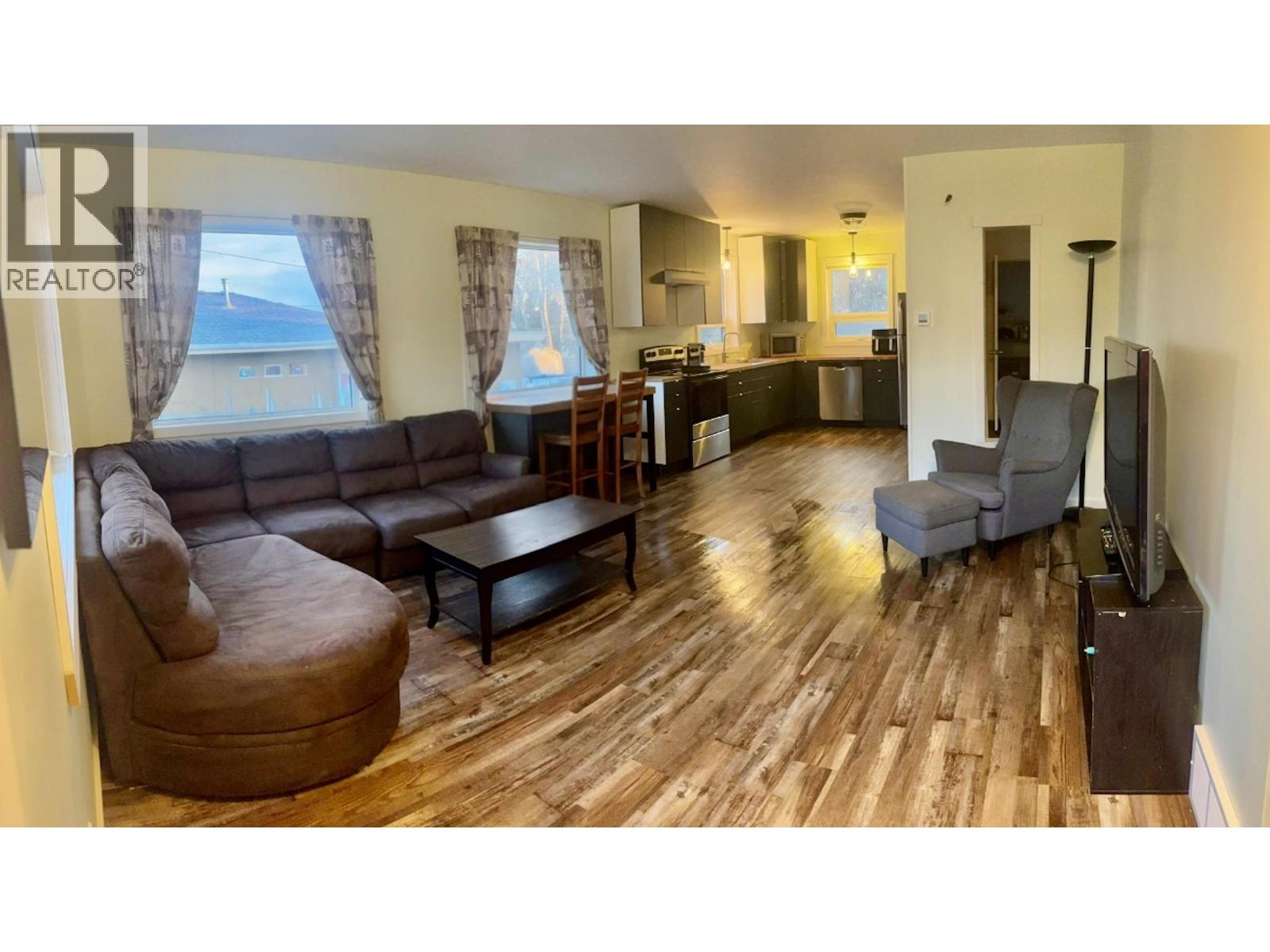 9812 94 Street, Fort St. John, British Columbia  V1J 3L1 - Photo 3 - R3063960