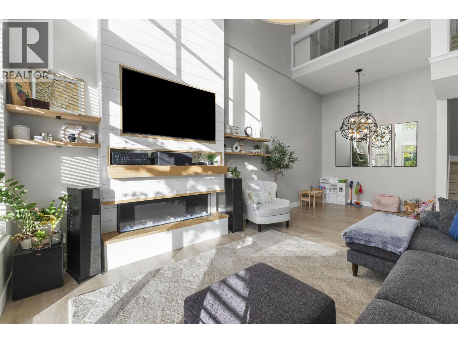 1161 O'flaherty Gate, Port Coquitlam, British Columbia  V3C 6H2 - Photo 7 - R3053460