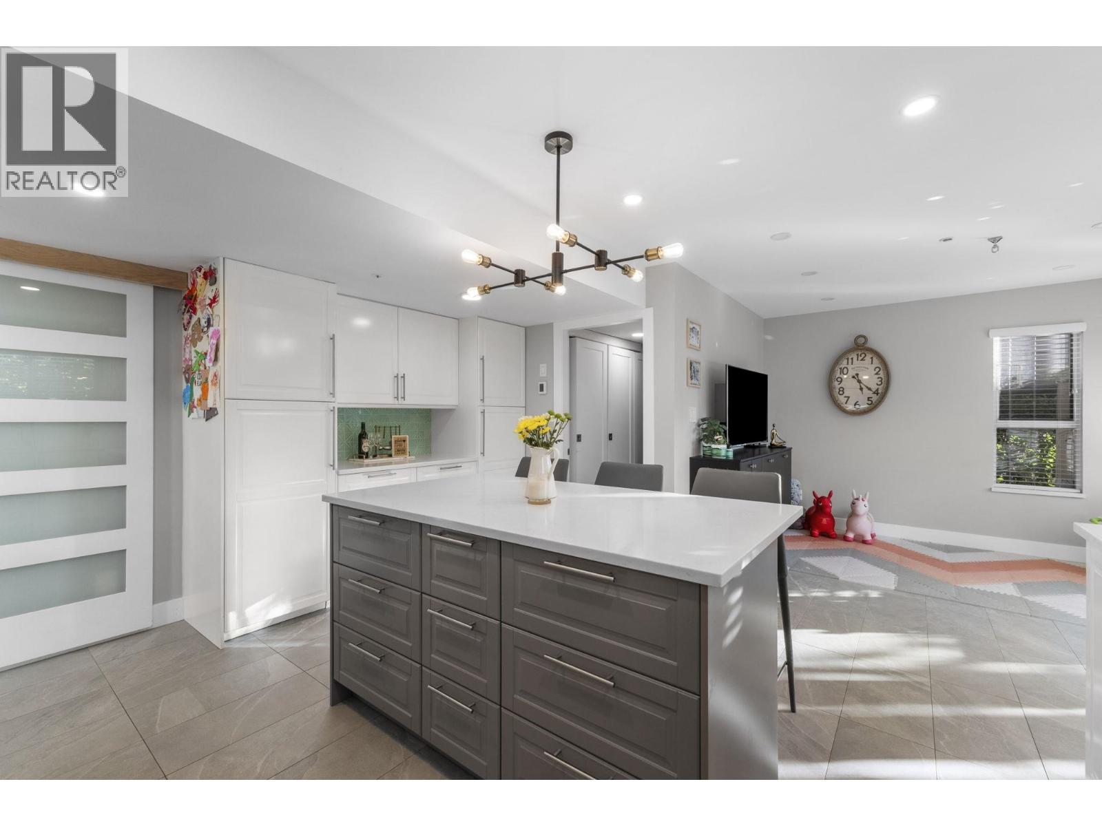 1161 O'flaherty Gate, Port Coquitlam, British Columbia  V3C 6H2 - Photo 11 - R3053460