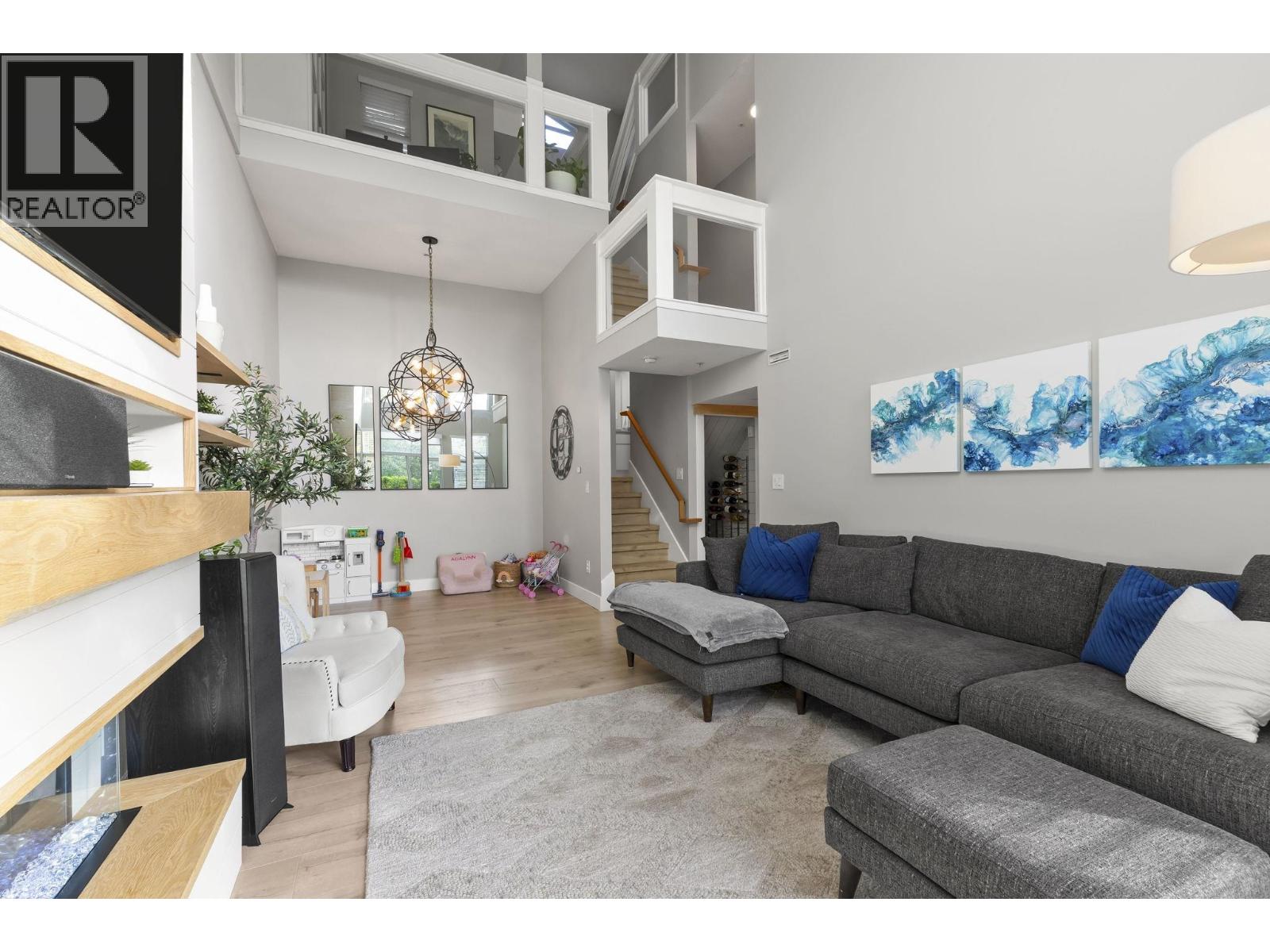 1161 O'flaherty Gate, Port Coquitlam, British Columbia  V3C 6H2 - Photo 5 - R3053460