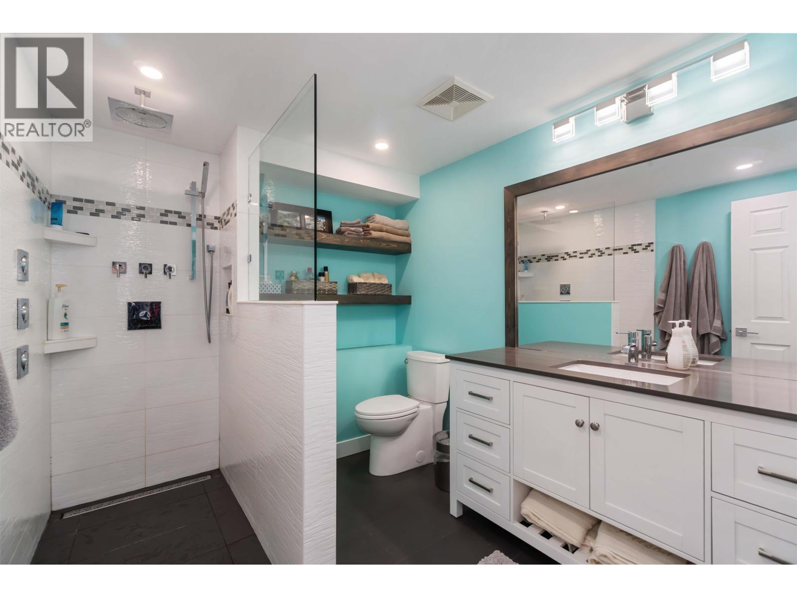 415 Alberta Street, New Westminster, British Columbia  V3L 3J6 - Photo 15 - R3064046